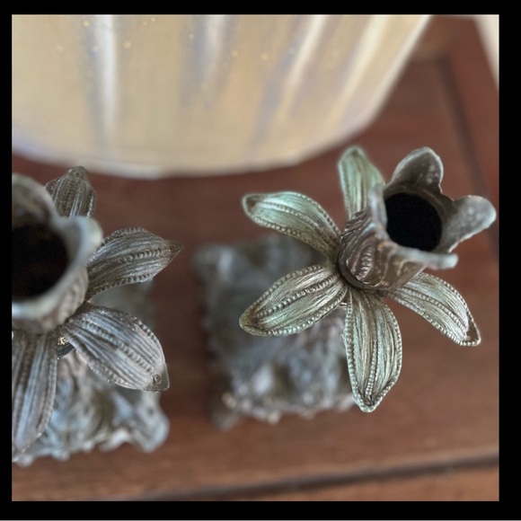 Ornate, beautiful candle holders - Picture 2 of 6